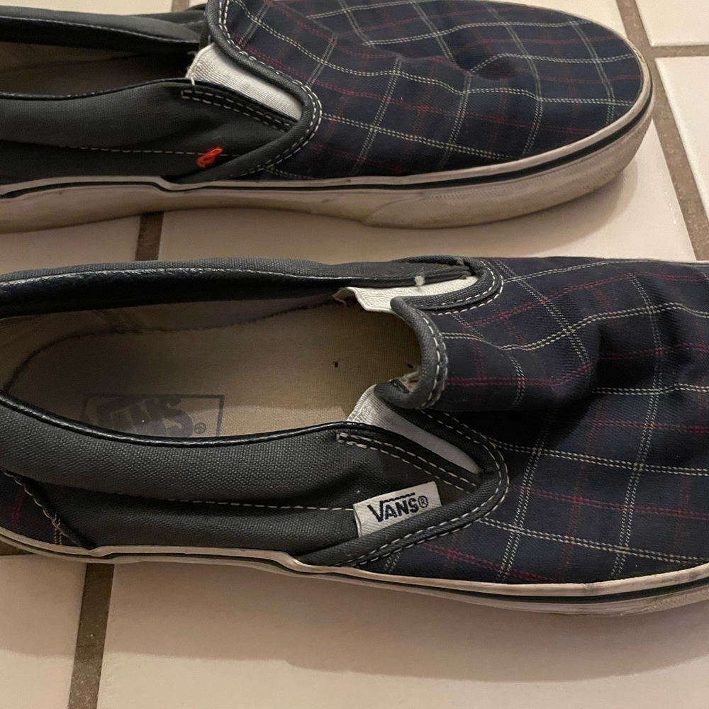 Vans slip on